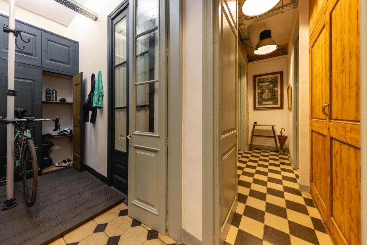 Bravissimo Les Rajoles, Unique 3-Bedroom Apartment Girona Bagian luar foto