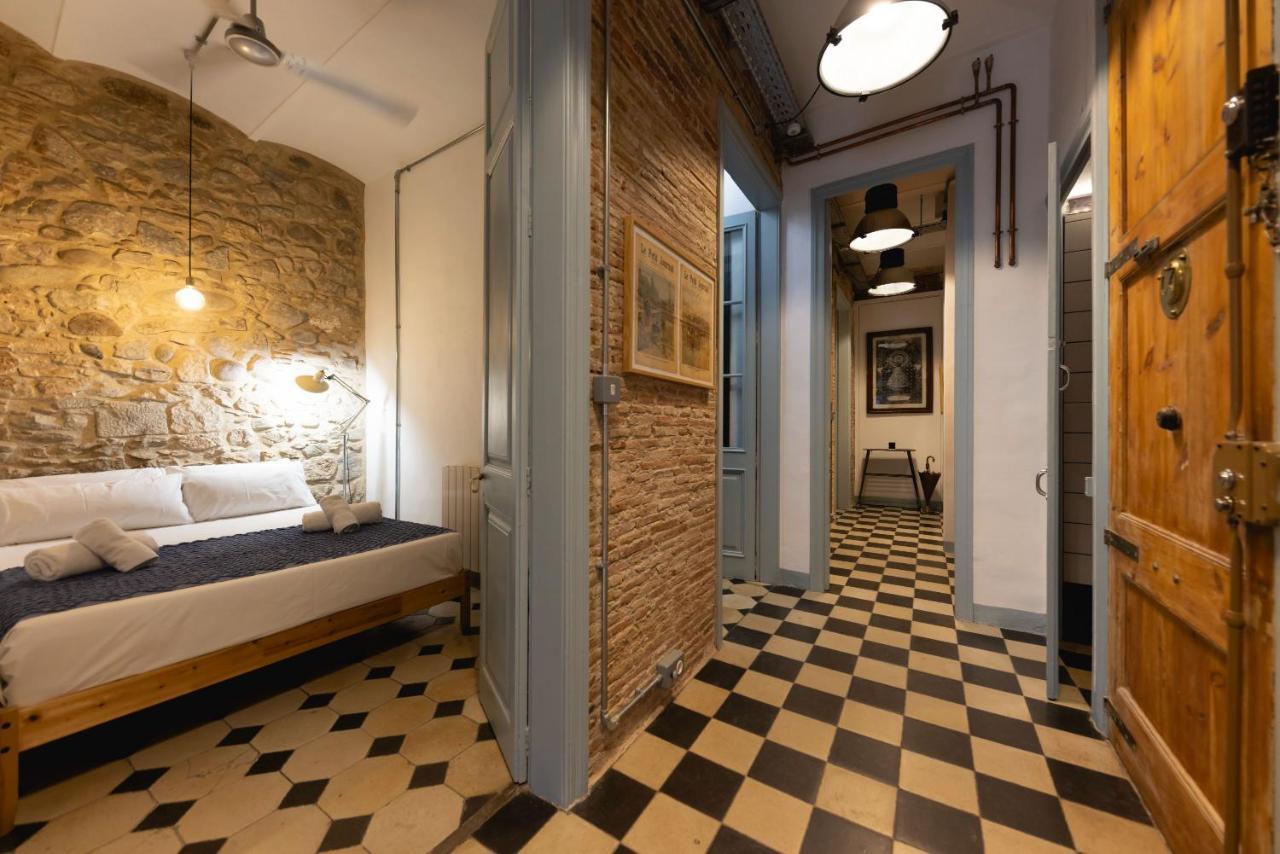 Bravissimo Les Rajoles, Unique 3-Bedroom Apartment Girona Bagian luar foto
